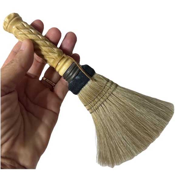 Horse Hair Crumb Clothes Brush Carved BovineBakelite Handle 8
